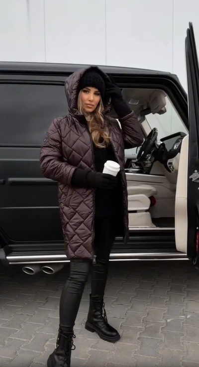 Bogna | Elegante chaqueta acolchada de plumón con capucha